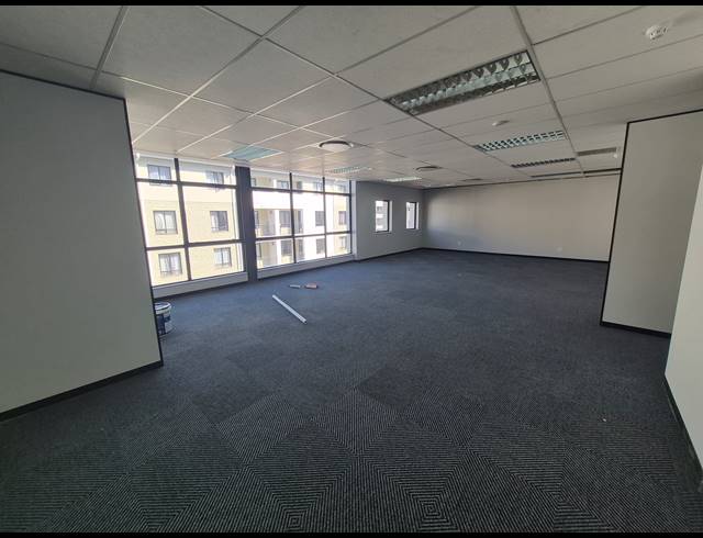 154M² OFFICE TO LET IN RIVONIA